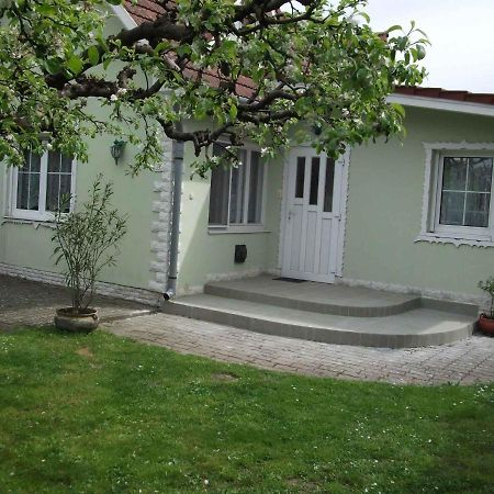 Holiday home Balatonlelle/Balaton 19117 Dış mekan fotoğraf