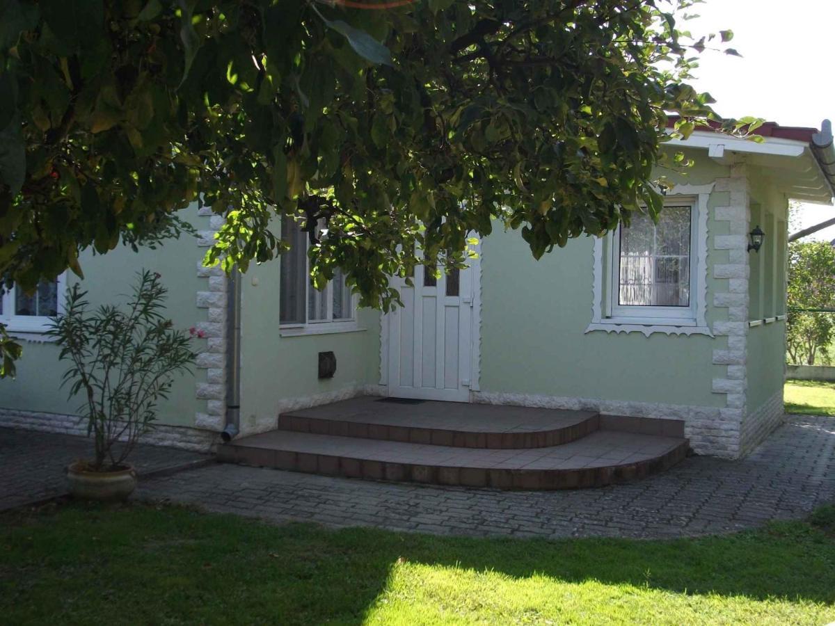 Holiday home Balatonlelle/Balaton 19117 Dış mekan fotoğraf
