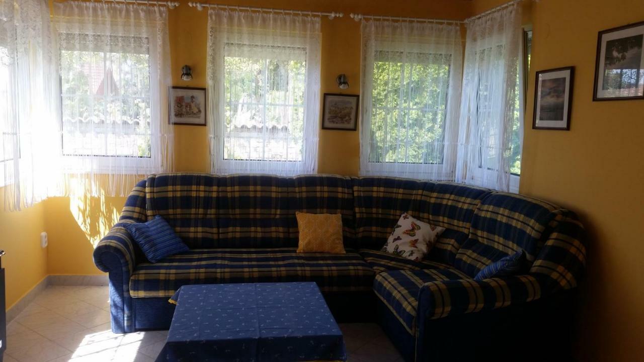 Holiday home Balatonlelle/Balaton 19117 Dış mekan fotoğraf